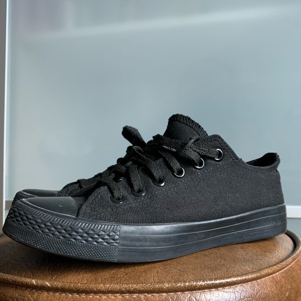 All Black Converse